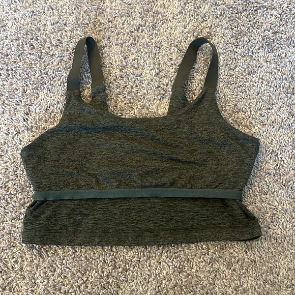 Offline by Aerie Recharge Spacedye Sports Bra Green Marled - Picture 8 of 8